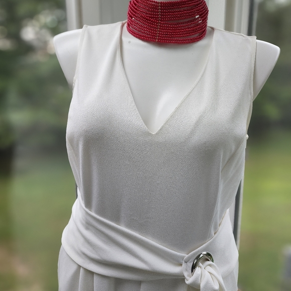 Emma & Michelle White Wide Leg Tie Waist Sleeveless V-Neck Jumpsuit Size 16 - Picture 15 of 16